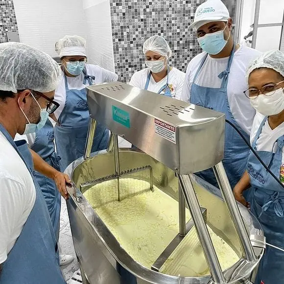 Produção de queijo